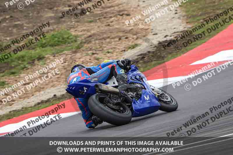 cadwell no limits trackday;cadwell park;cadwell park photographs;cadwell trackday photographs;enduro digital images;event digital images;eventdigitalimages;navarra;no limits trackdays;peter wileman photography;racing digital images;trackday digital images;trackday photos